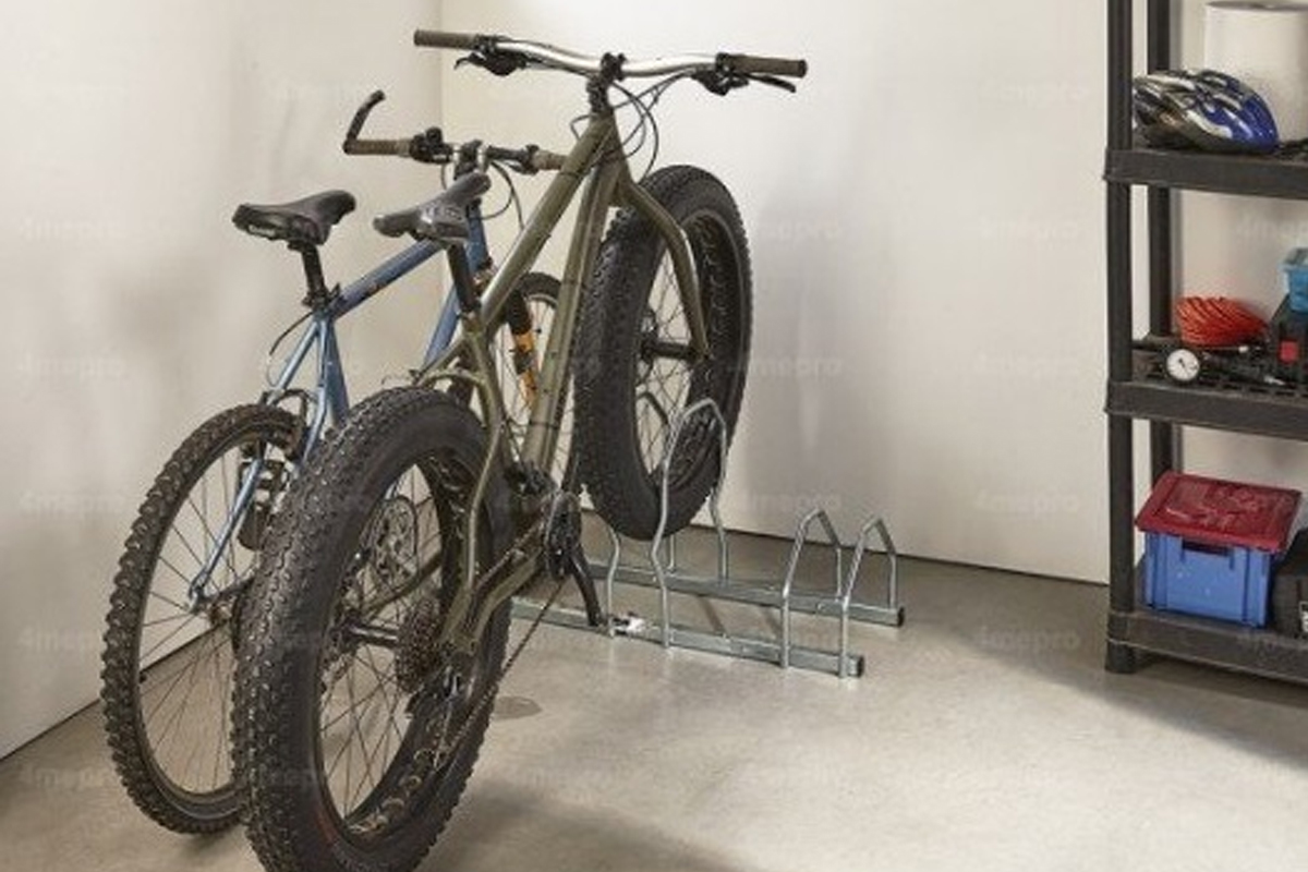 ACCESSORI Portabici con pneumatici larghi - 3 biciclette
